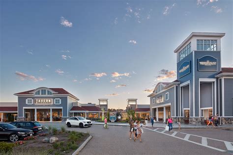 wrentham village perfume outlet